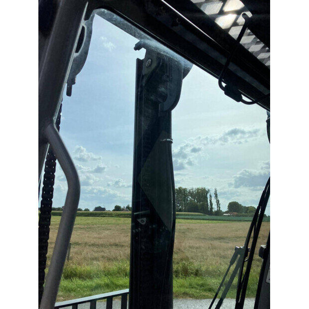 2019 Still RX70-40-43707395