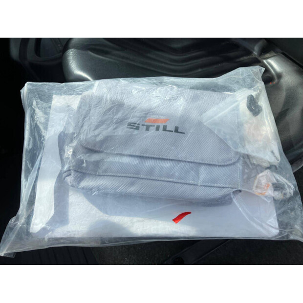 2019 Still RX70-40-43707401