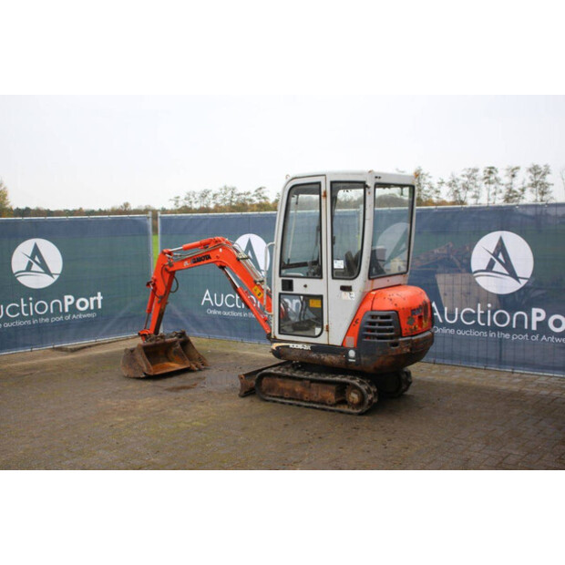 2004 كوبوتا KX36-2A-43707846