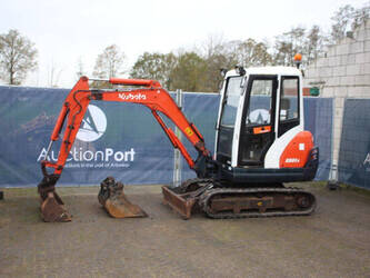 صورة ل حفارات مجنزرة كوبوتا KX61-3