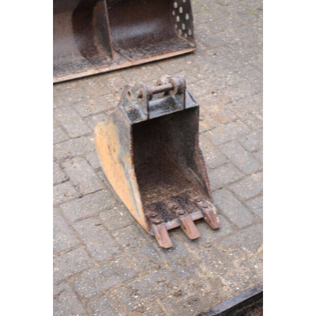 2006 JCB 8015-43708314