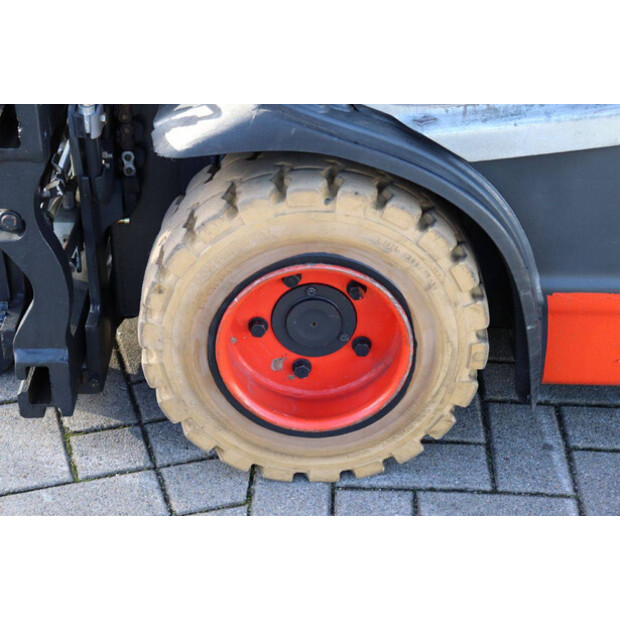 2018 ليندي E18PH-02-43708486