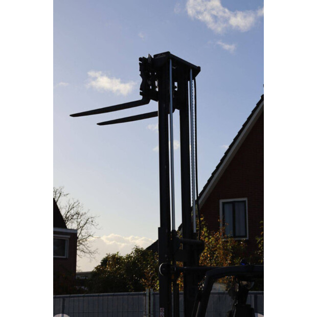 2018 ليندي E18PH-02-43708534