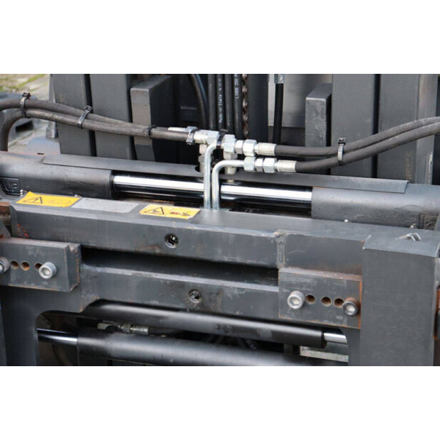 2019 ليندي E30L-01-43708830