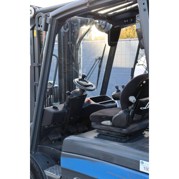 2019 ليندي E30L-01-43708850