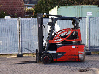 صورة ل رافعات شوكية 2016 ليندي E18L-02