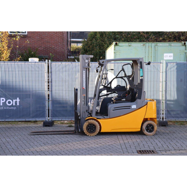 2018 Jungheinrich EFG 320-43709155