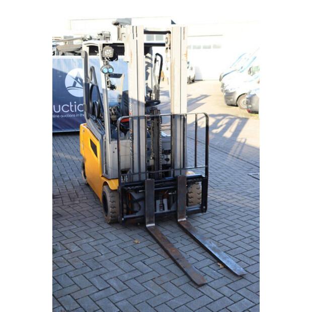 2018 Jungheinrich EFG 320-43709161