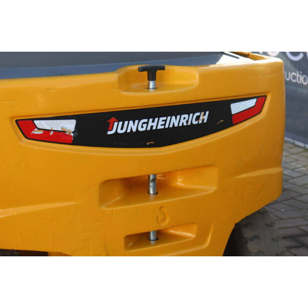 2018 Jungheinrich EFG 320-43709174