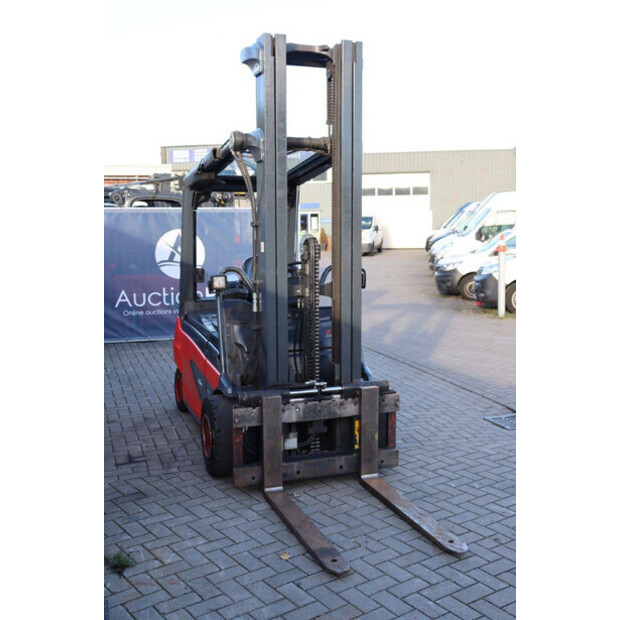 2020 ليندي E35RL-01-43709400