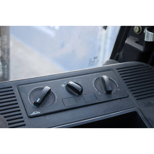 2017 ليندي E30HL-01/600-43709606