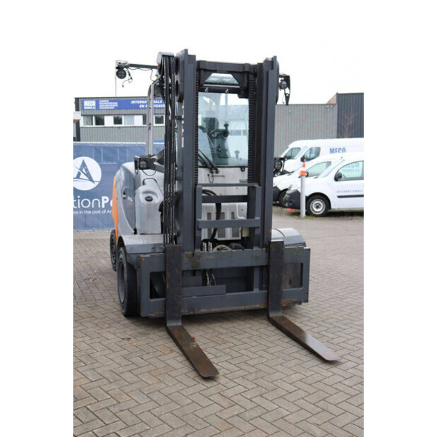 2019 Still RX70-70-43710114