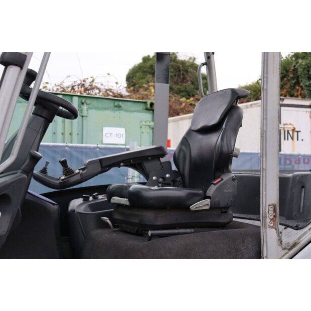 2019 Still RX70-70-43710136