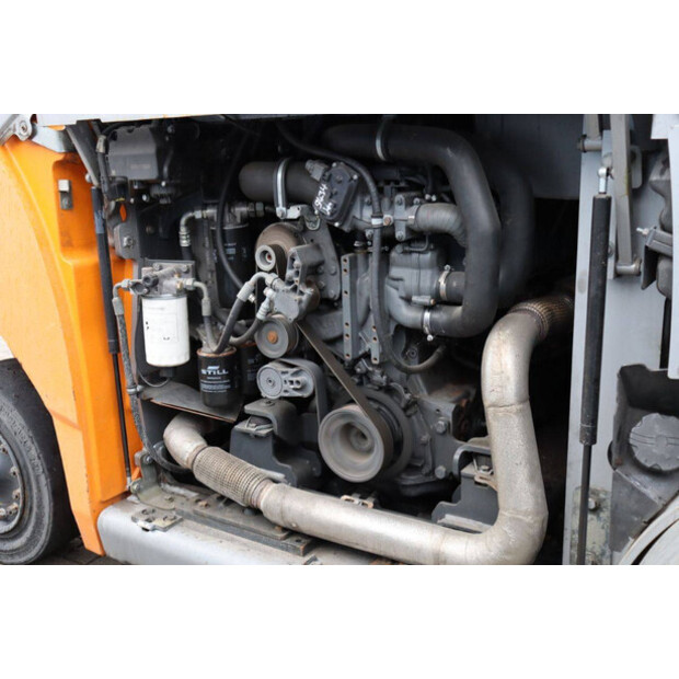 2019 Still RX70-70-43710148