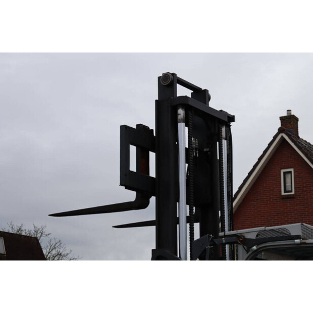 2019 Still RX70-70-43710153