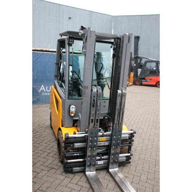 2017 Jungheinrich EFG S30-43711381