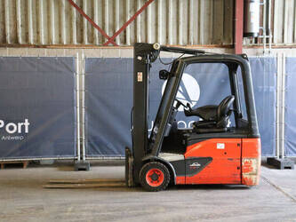 Image for FORKLIFTS 2020 Linde E16-02