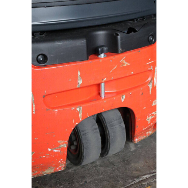 2020 ليندي E16-02-43711609