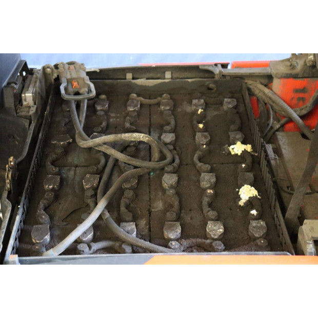 2020 ليندي E16-02-43711633