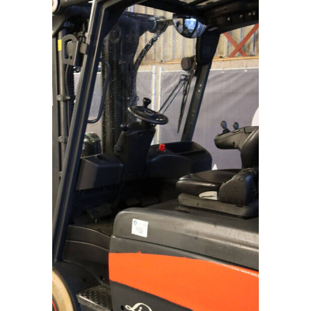 2017 ليندي E25HL-01/600-43712113