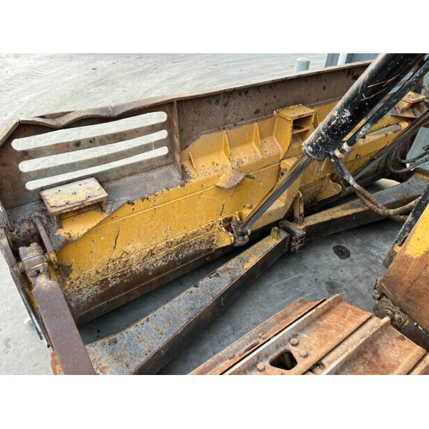 2018 Caterpillar D6T LGP-43712455