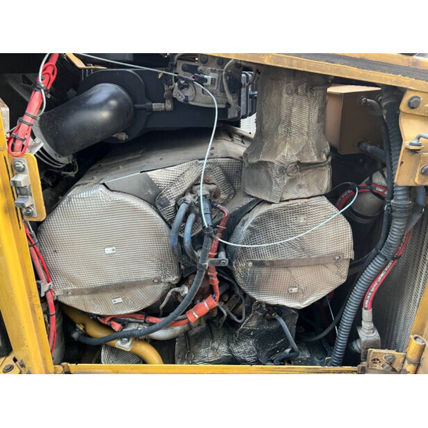 2018 Caterpillar D6T LGP-43712481