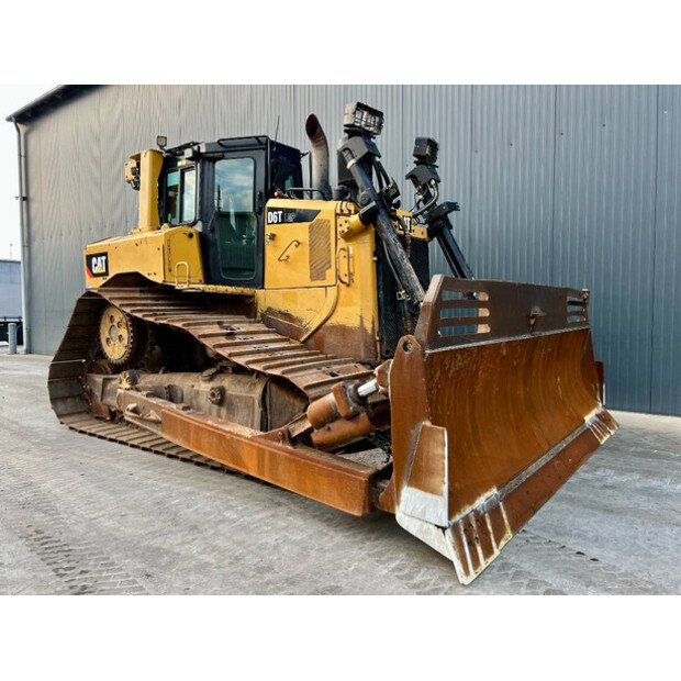 2018 Caterpillar D6T LGP-43712515