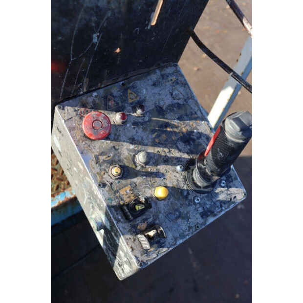 1999 جيه ال جي 26 MRT-43713020