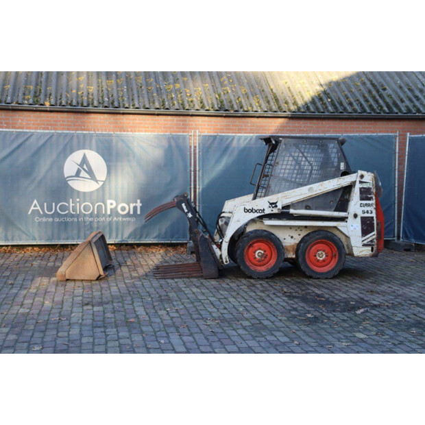 1981 Clark 543-43714076