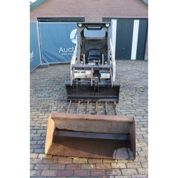 1981 Clark 543-43714090