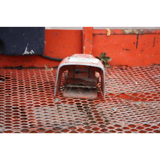 2004 جيه ال جي 460SJ-43714621