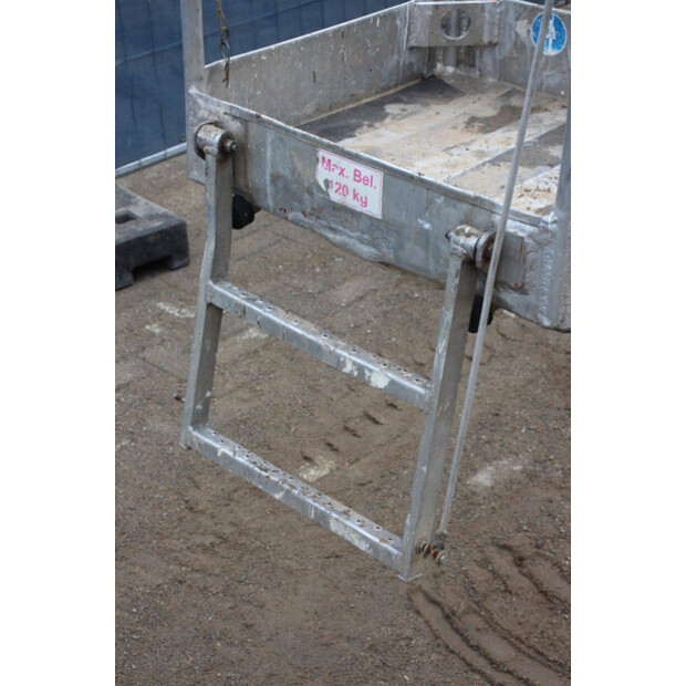 2009 تيوبن LEO 12 T-43714884