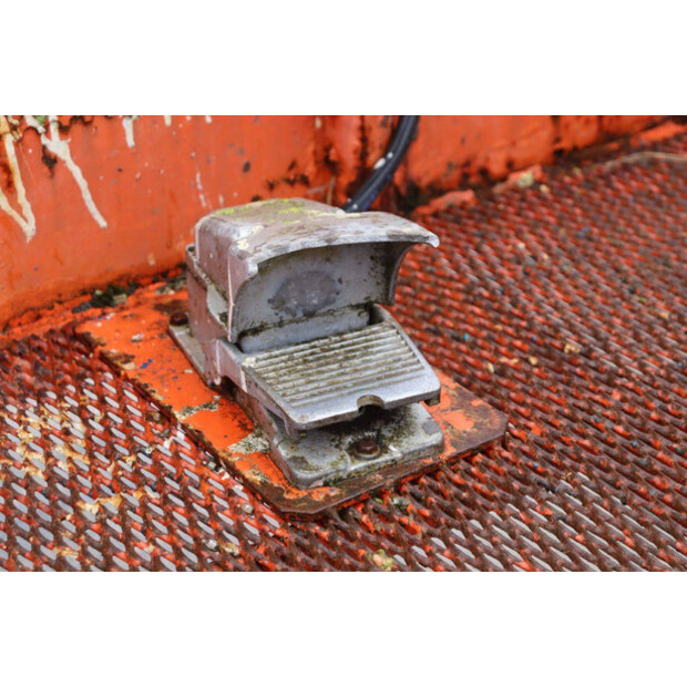 1997 ايتشي SR182-43715185