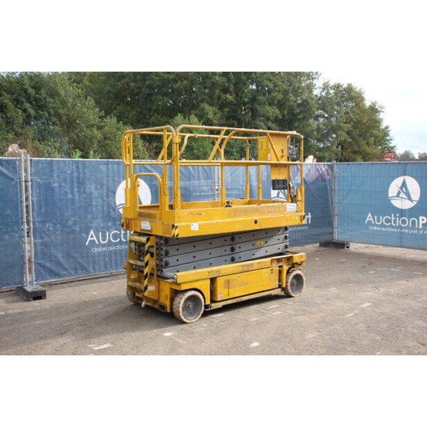 1999 Genie GS-2646-43715261