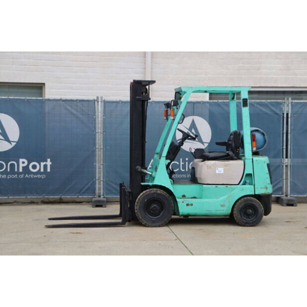 1992 ميتسوبيشي FG15-43715632