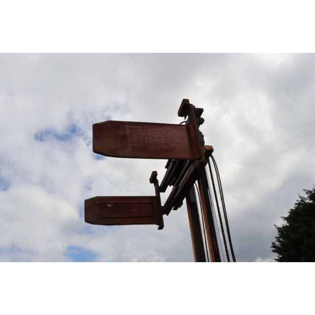 1989 ستيل R70-16-43715985