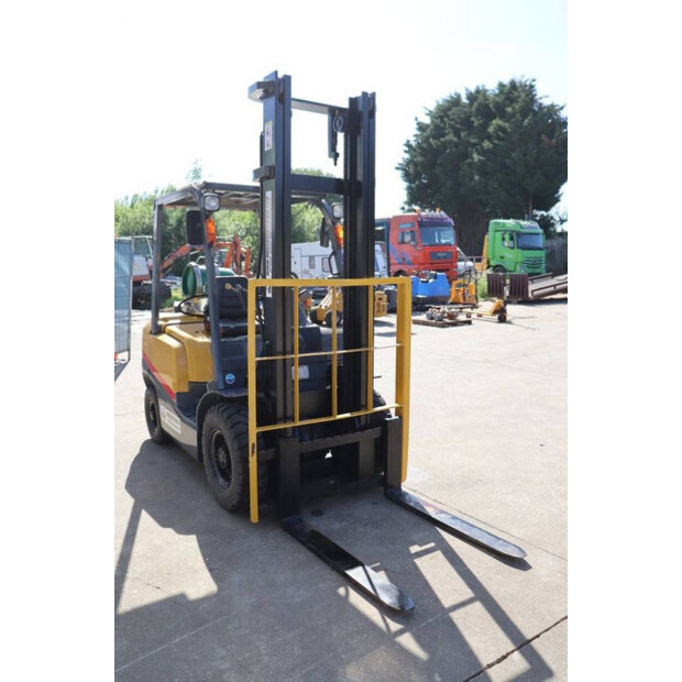 2009 تي سي ام FGE25T4-43716230