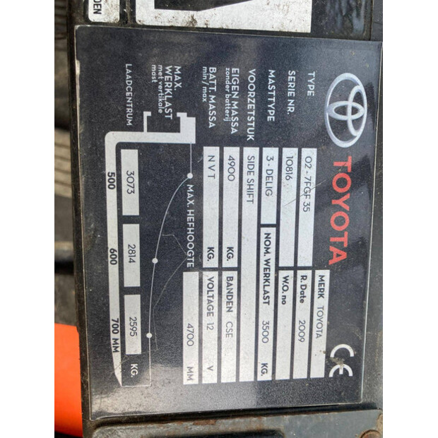 2009 تويوتا 02-7FGF-35-43716866