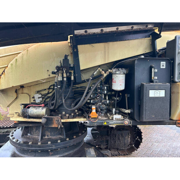 2000 جيه ال جي 600SC-43716919