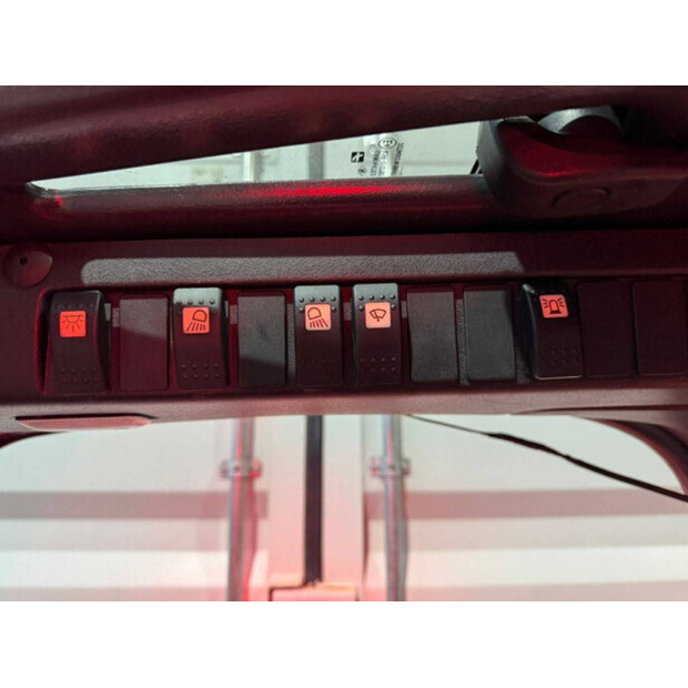 2014 ليندي E16C-02-43716986