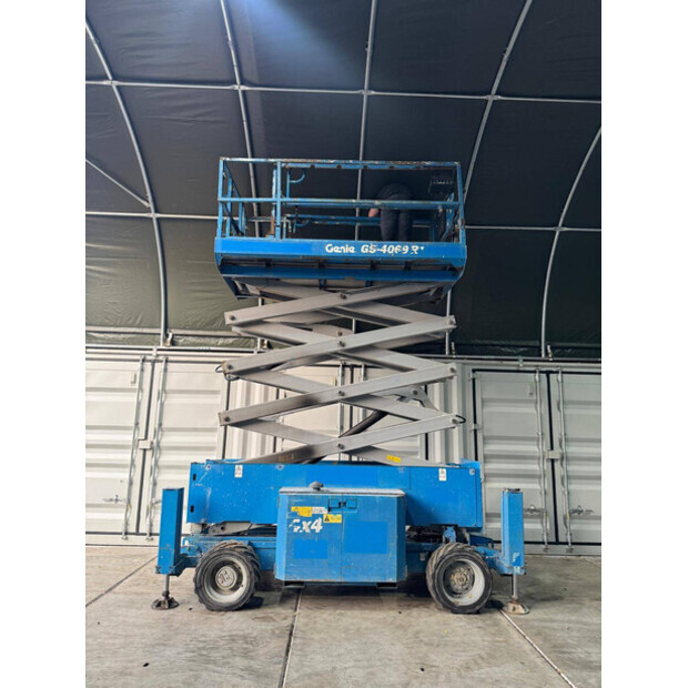 2012 Genie GS-4069-43717102