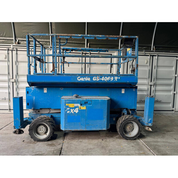 2012 Genie GS-4069-43717106