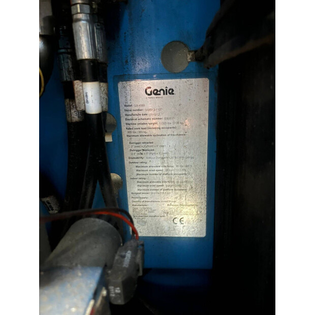 2012 Genie GS-4069-43717111