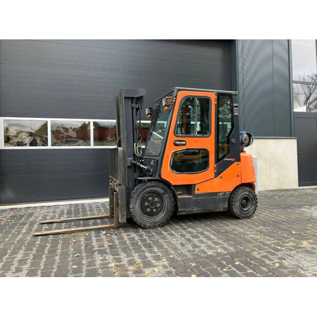 2015 دووسان G25E-5-43717126