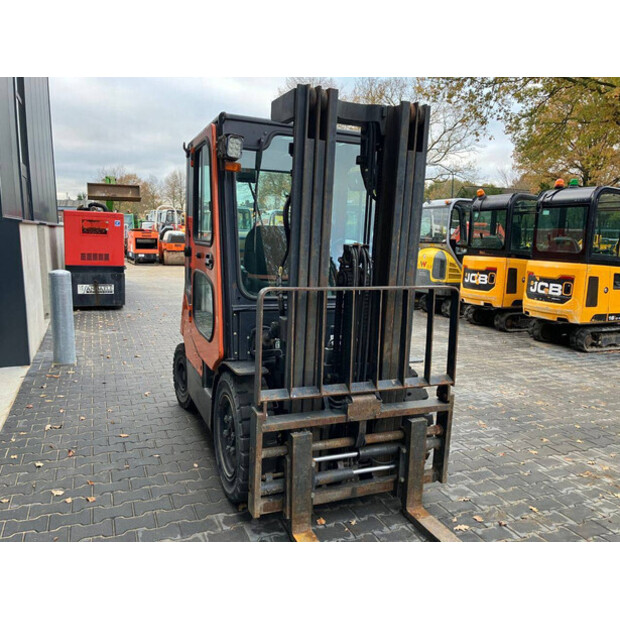 2015 دووسان G25E-5-43717131