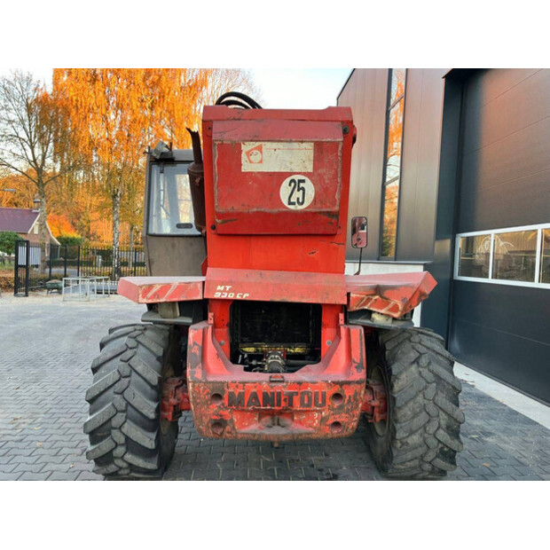 مانيتو MT930CP-43717202