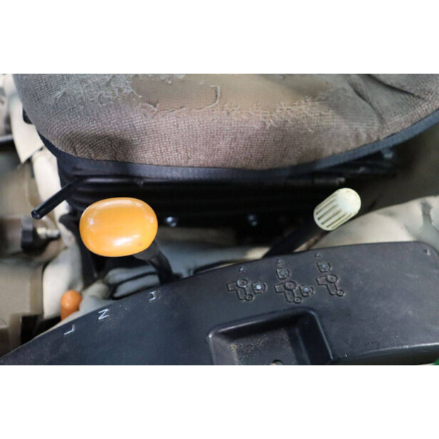 2008 JOHN DEERE 2320-43717851