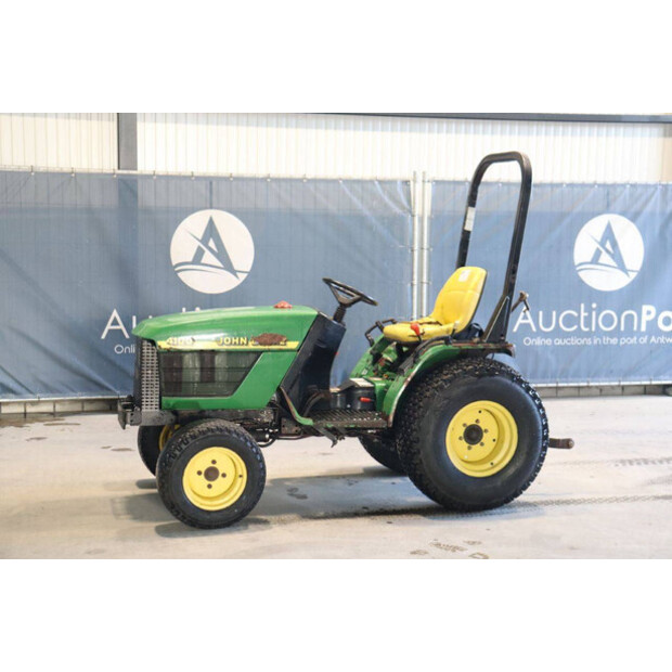 JOHN DEERE 4100-43717884