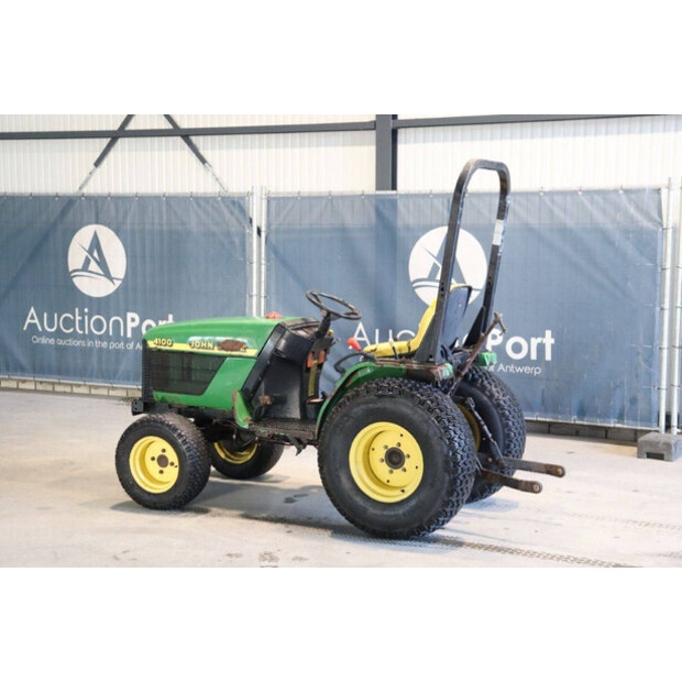 JOHN DEERE 4100-43717886