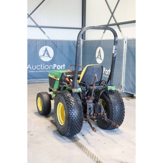 JOHN DEERE 4100-43717887